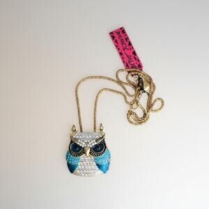Betsey Johnson Owl Pendant Necklace NWT Blue Crystal Rhinestone Gold Tone